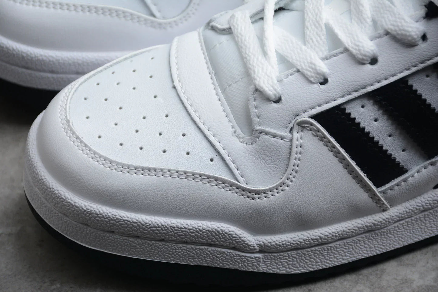 Adidas Forum