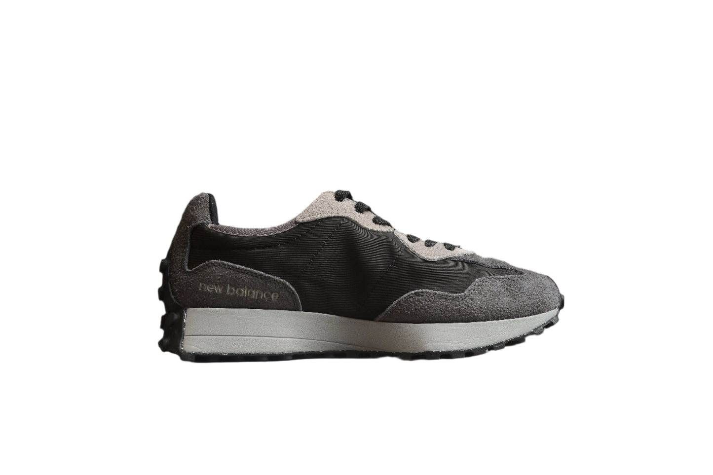 New Balance 327