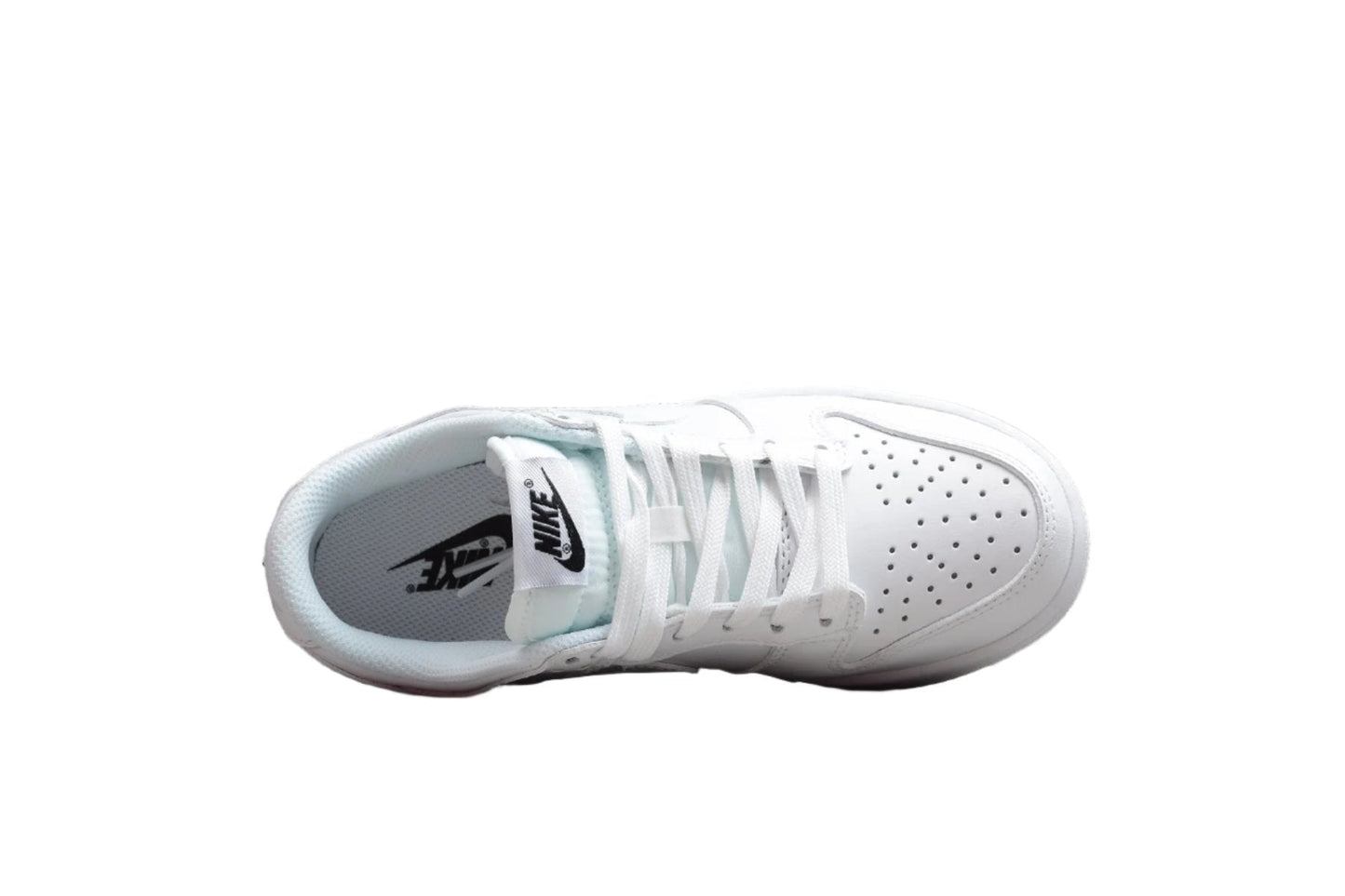 Nike Dunk Low  SB