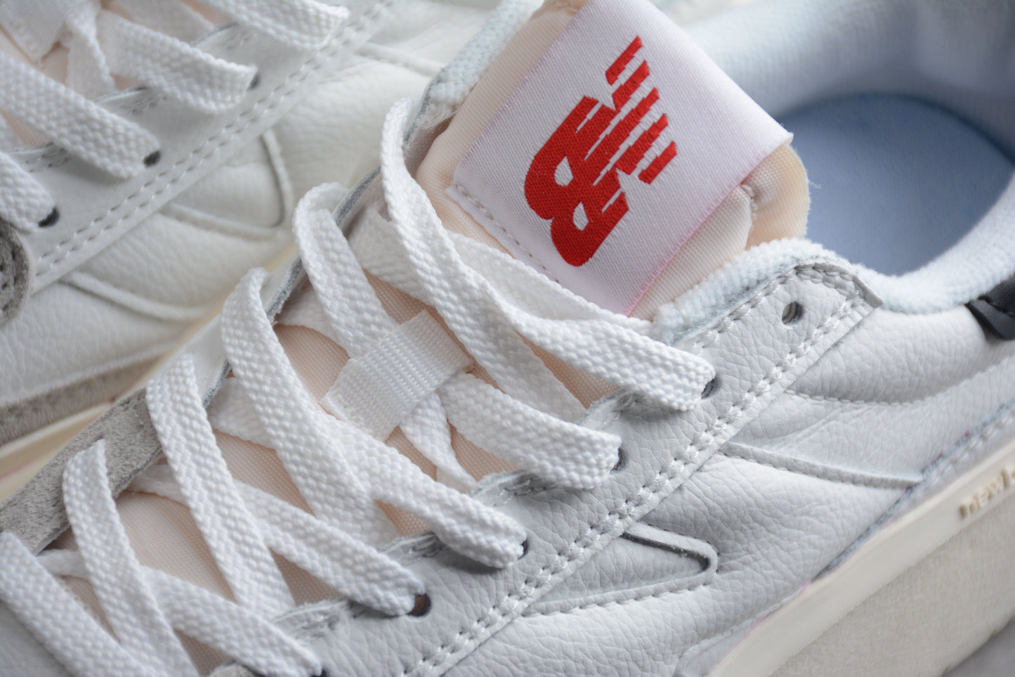 New Balance 302