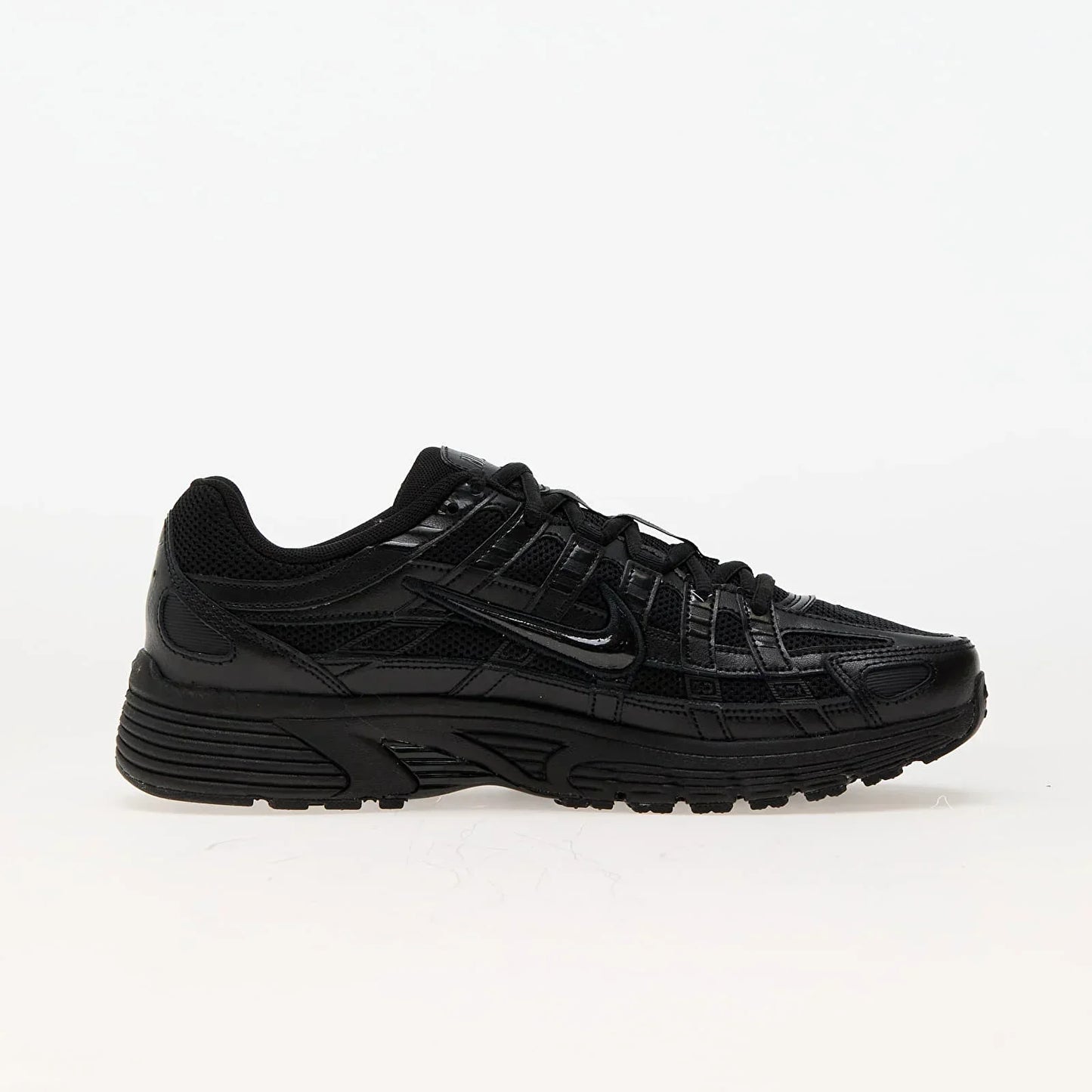 Nike P-6000