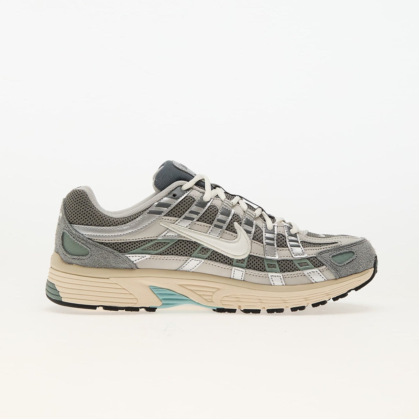 Nike P-6000