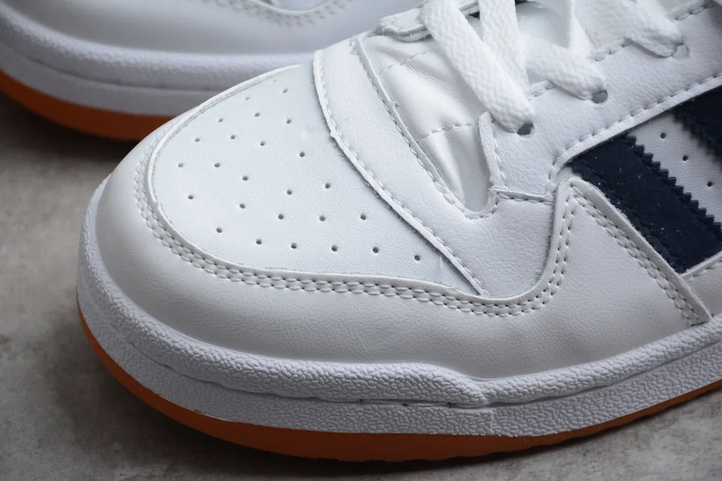 Adidas Forum