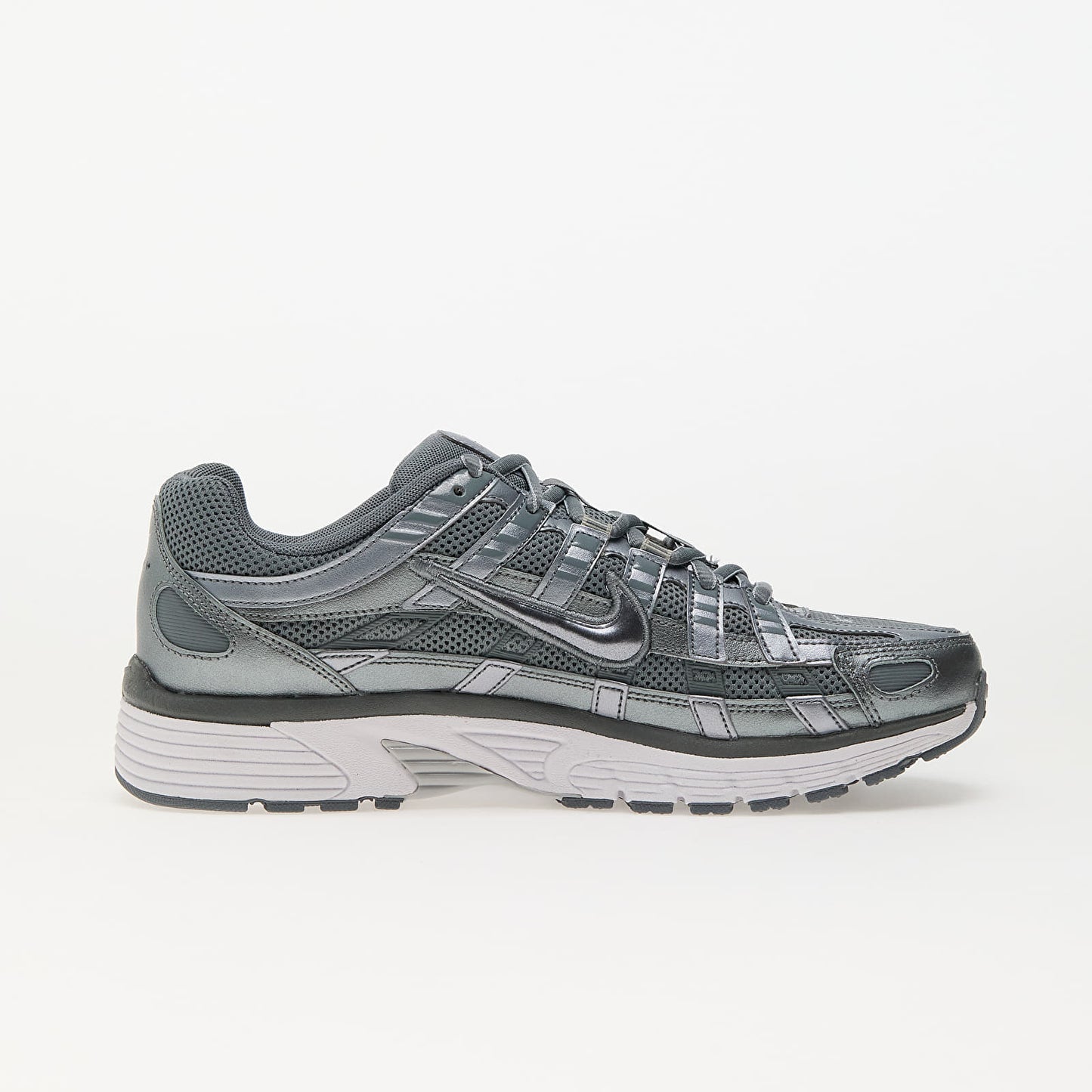 Nike P-6000
