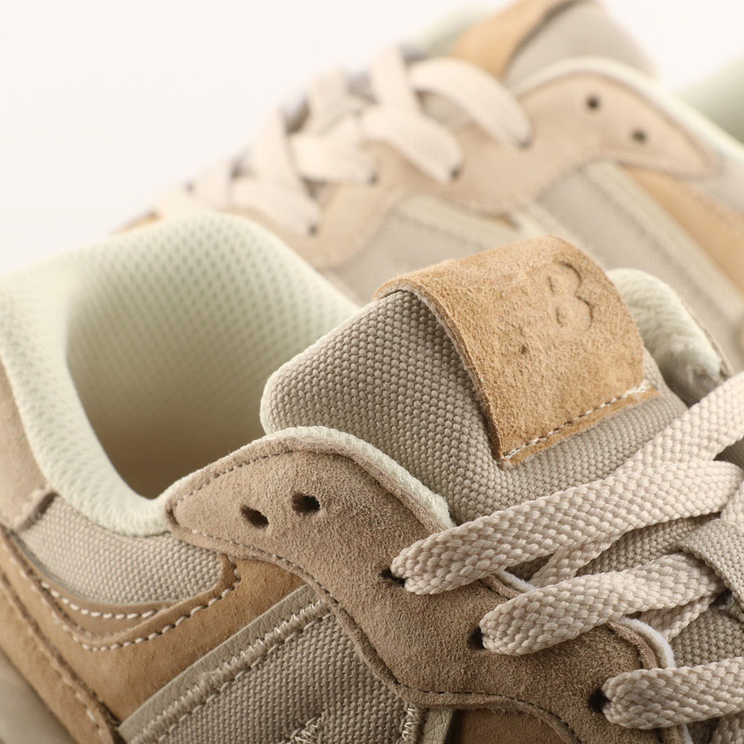 New Balance 5740
