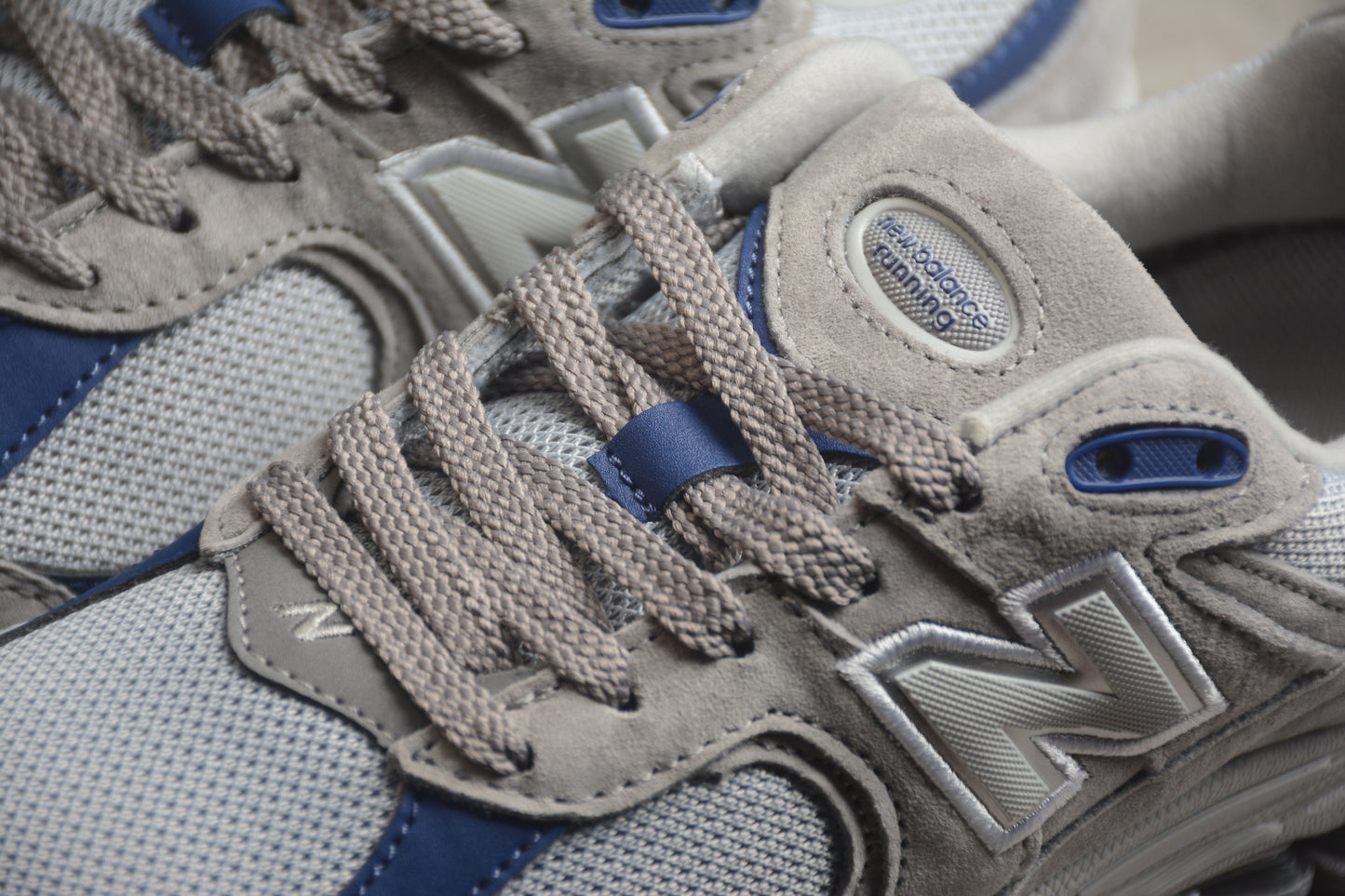 New Balance 2002R