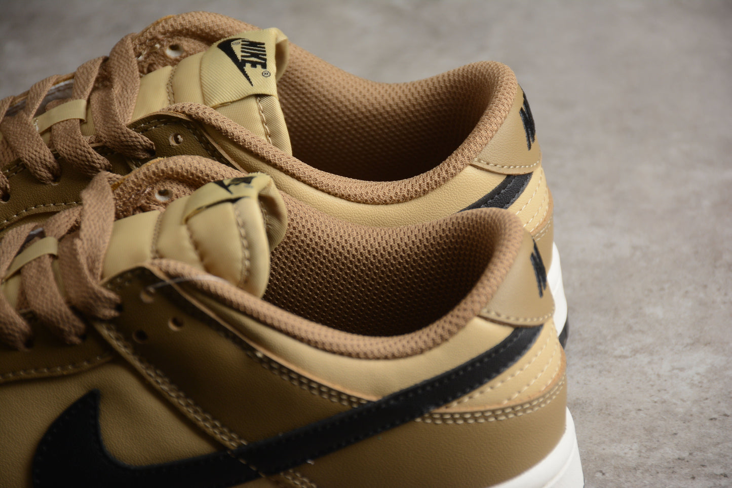 Nike Dunk Low SB
