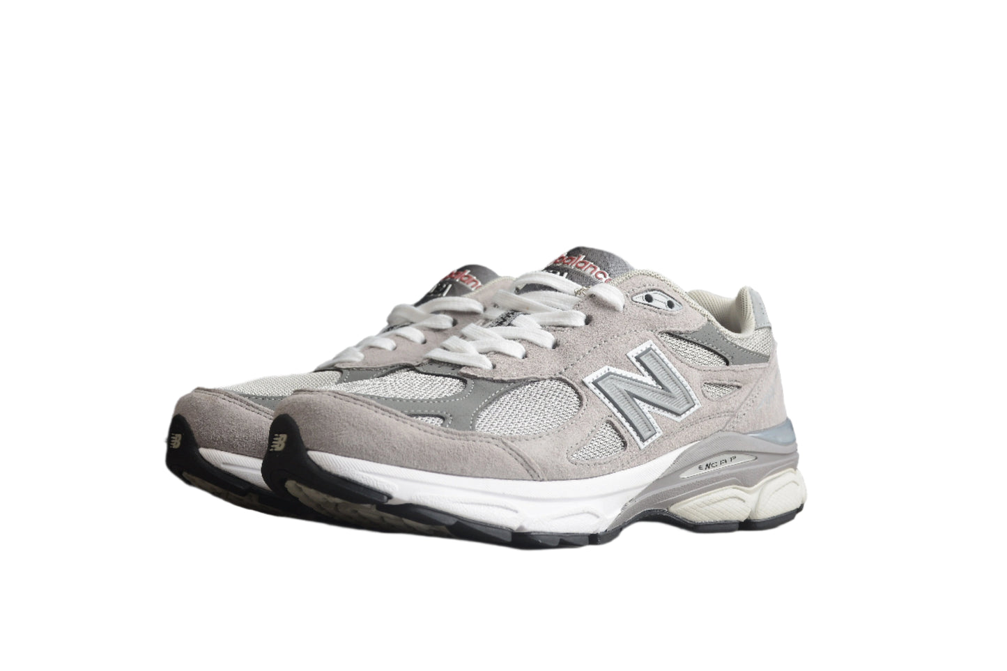 New Balance V3 990