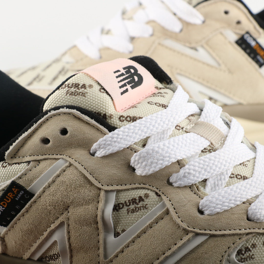 New Balance 5740