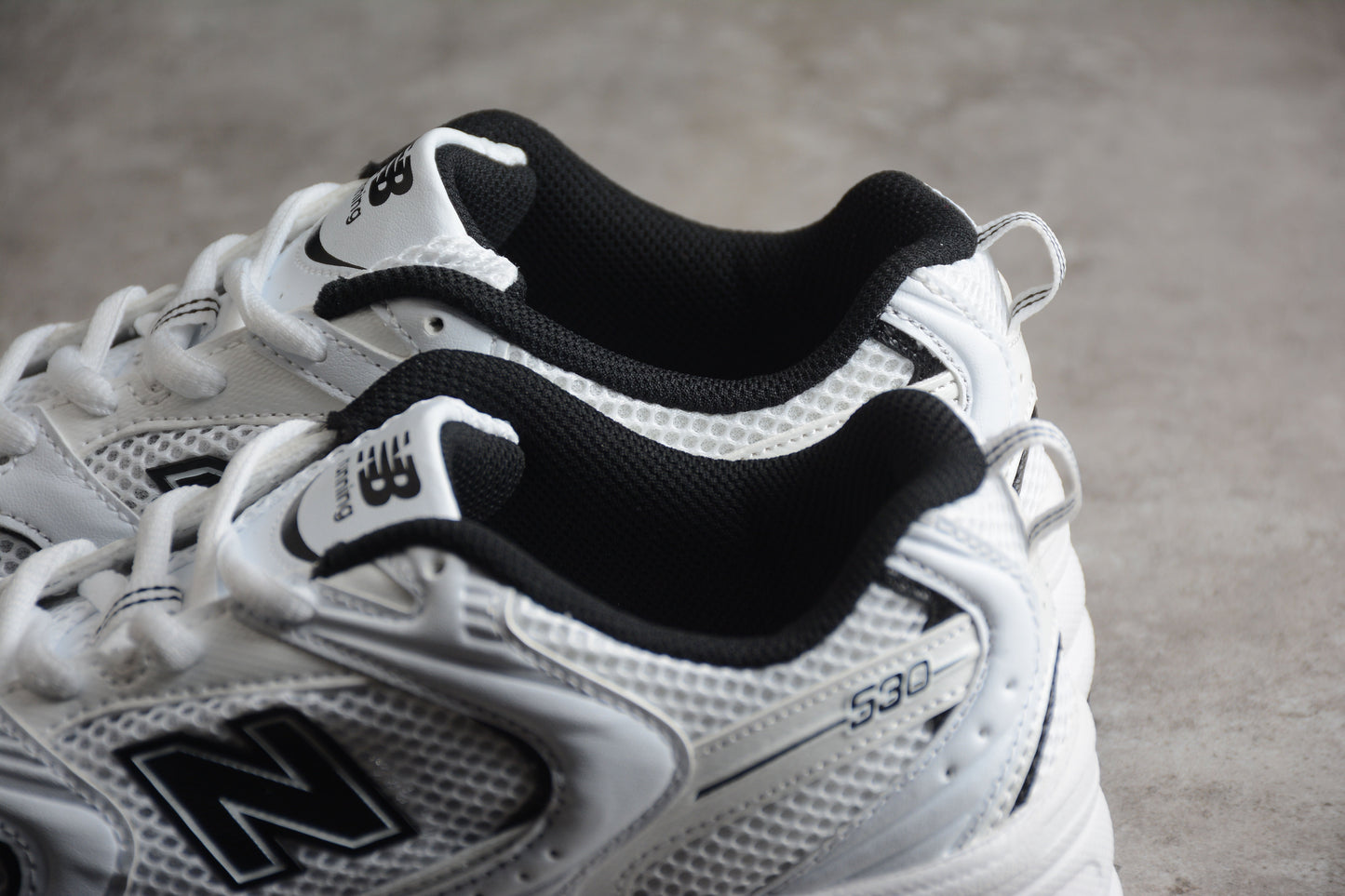 New Balance 530