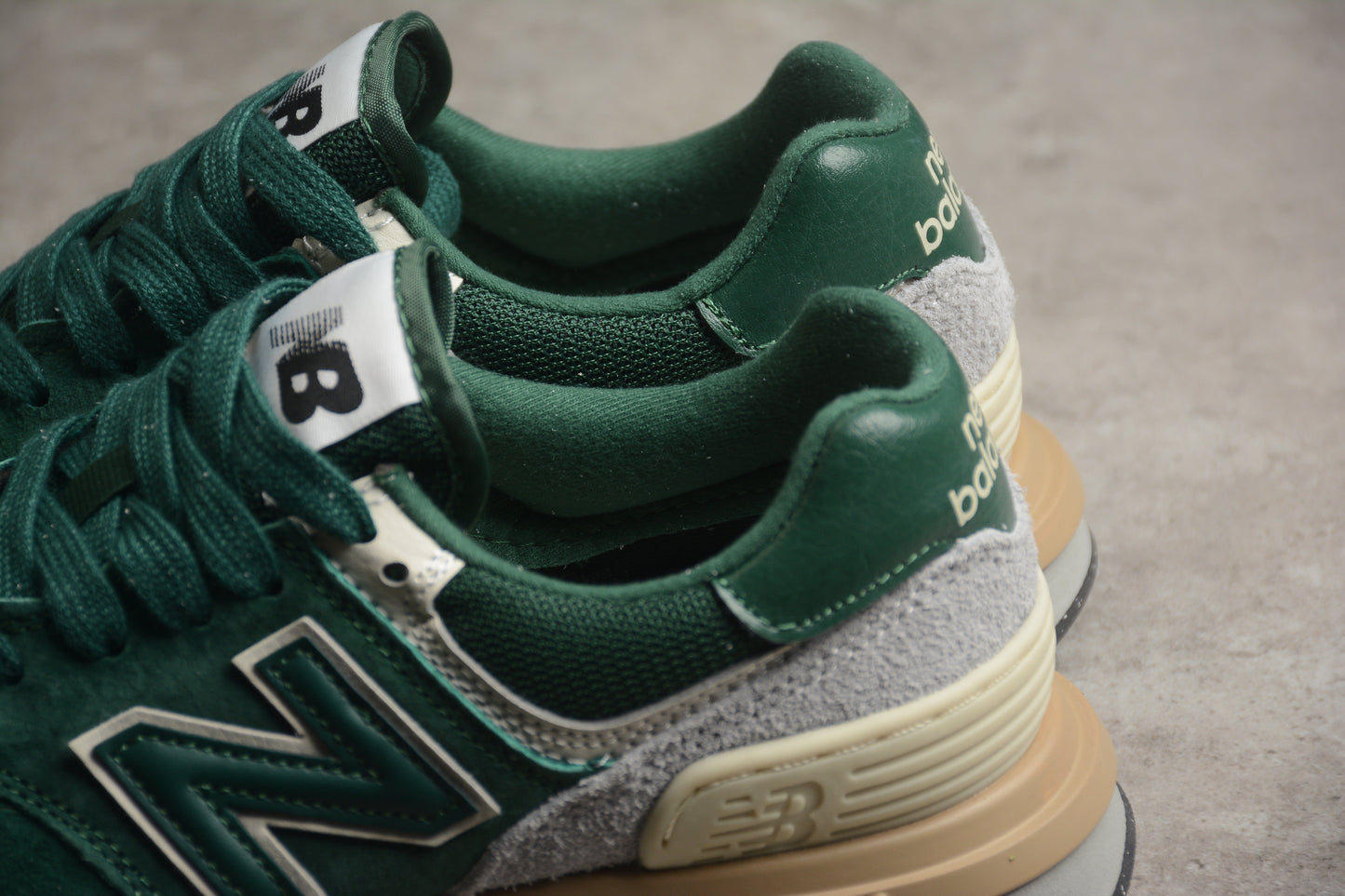 New Balance 574