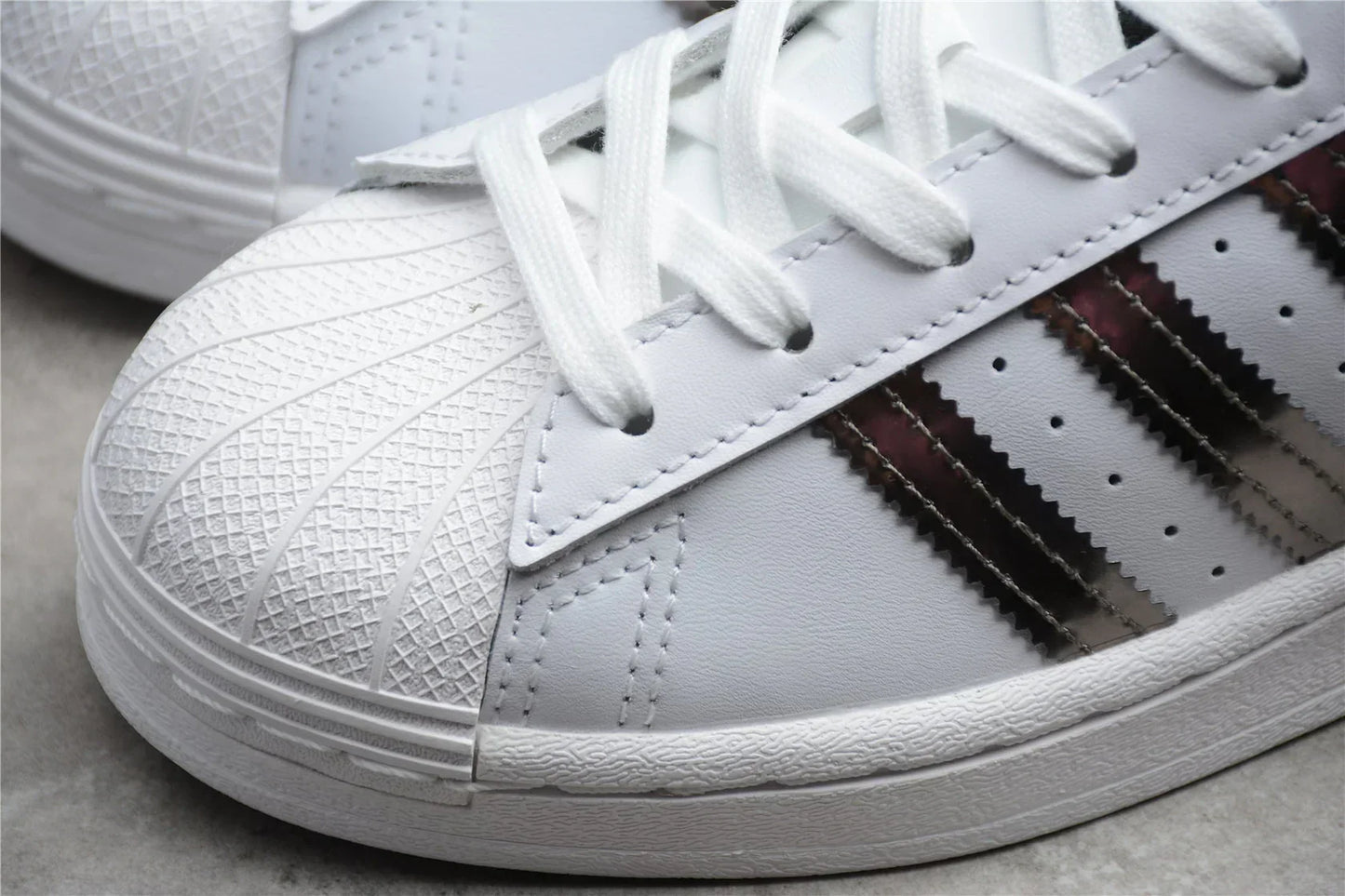 Adidas Superstar
