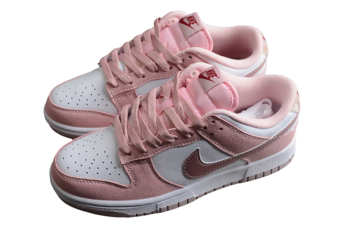 Nike Dunk Low  SB