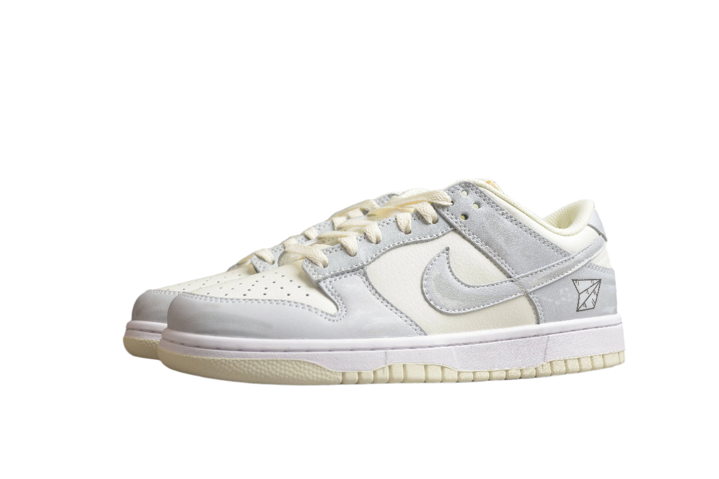 Nike Dunk Low  SB