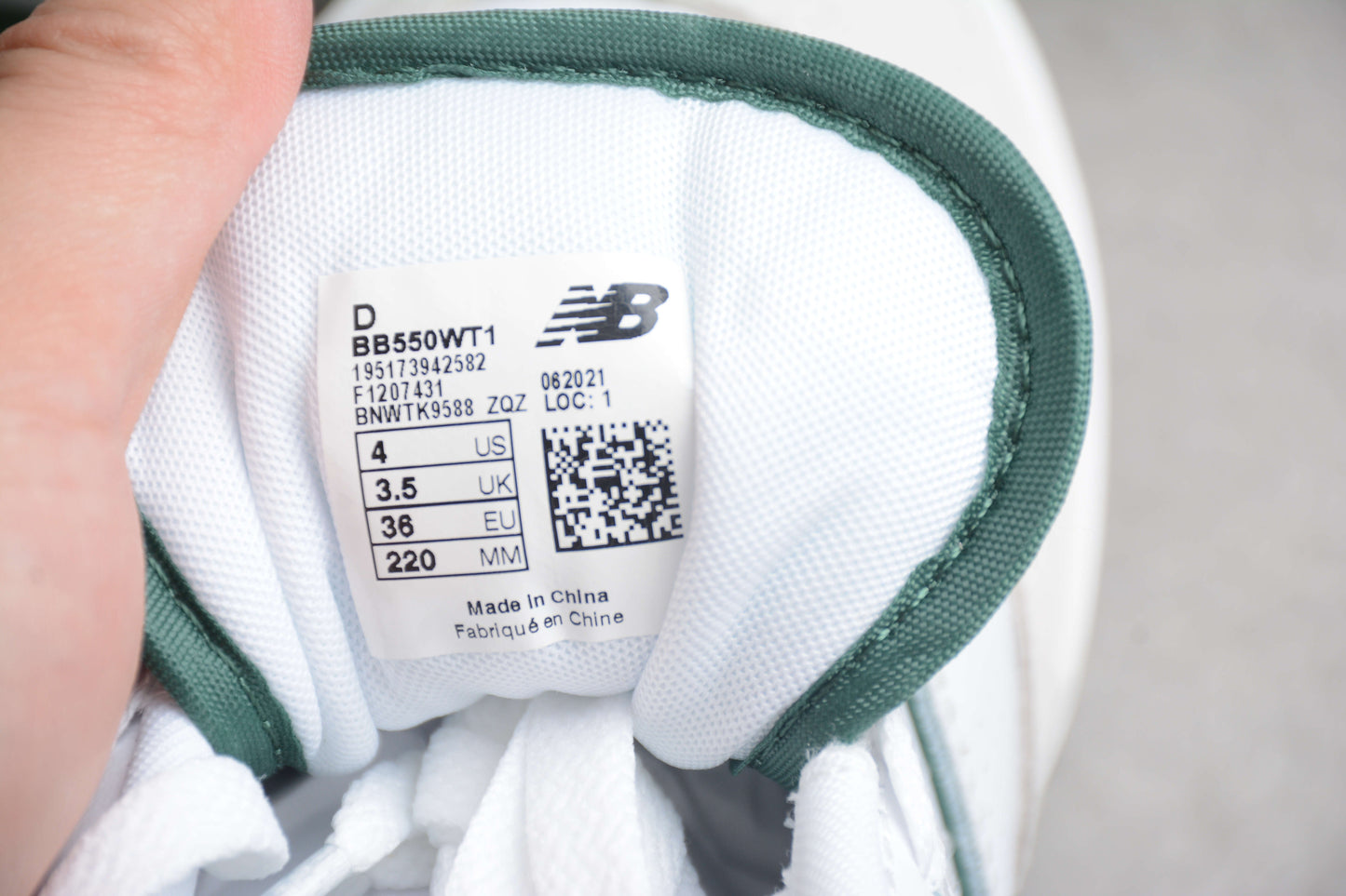 New Balance 550
