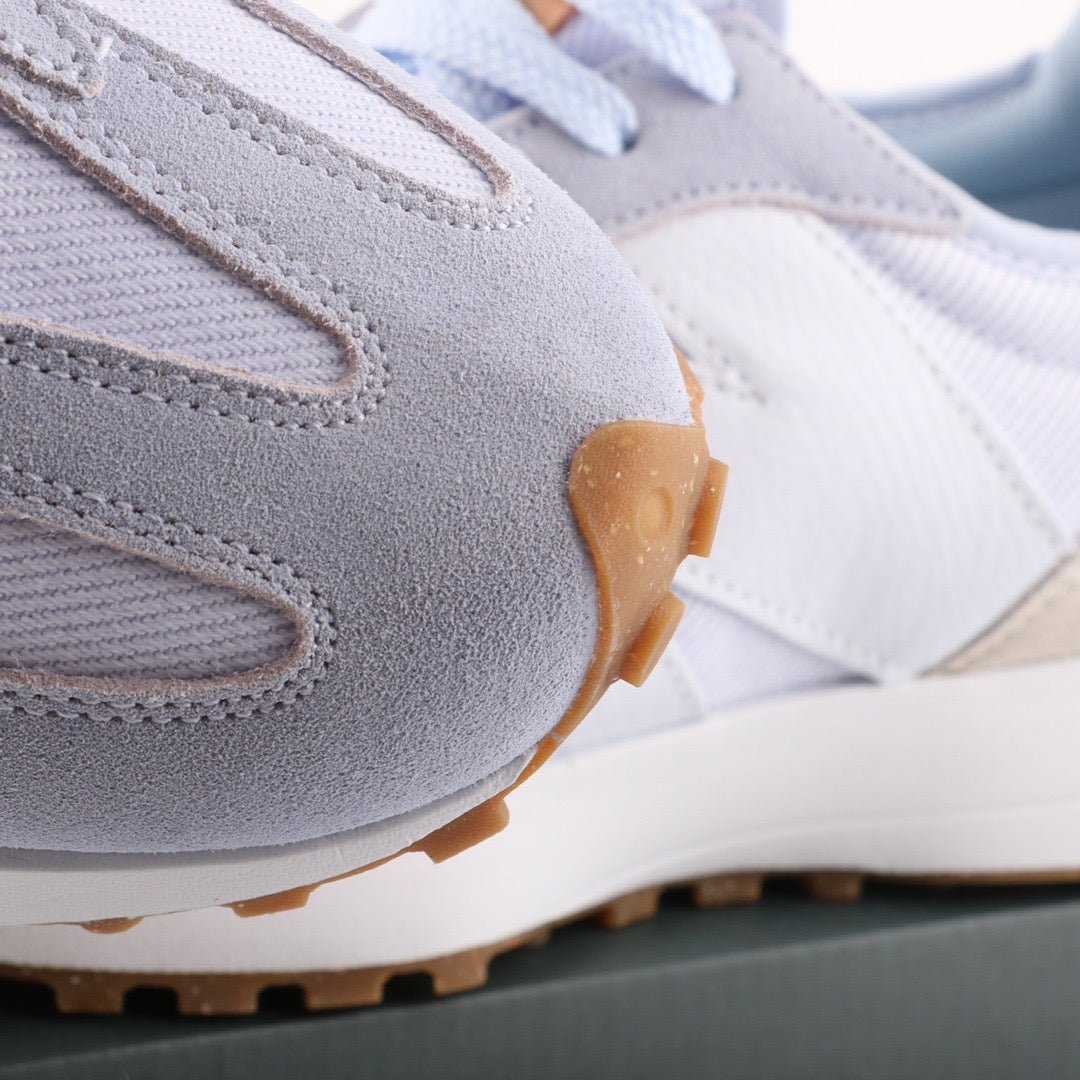 New Balance 327