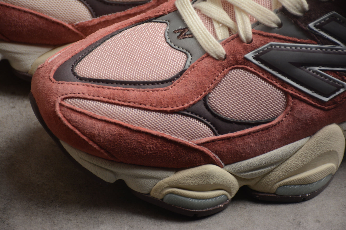 New Balance 9060