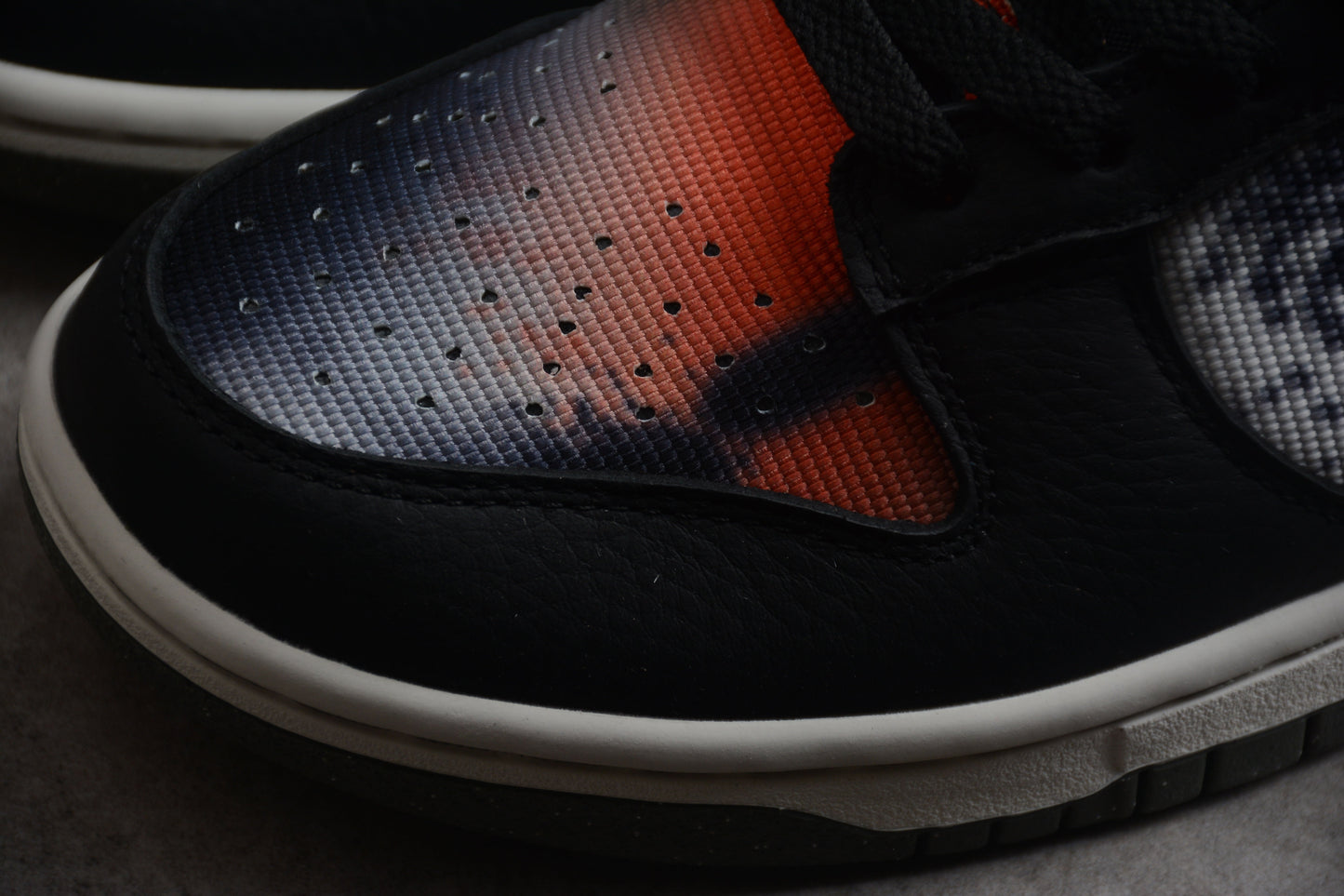 Nike Dunk Low  SB