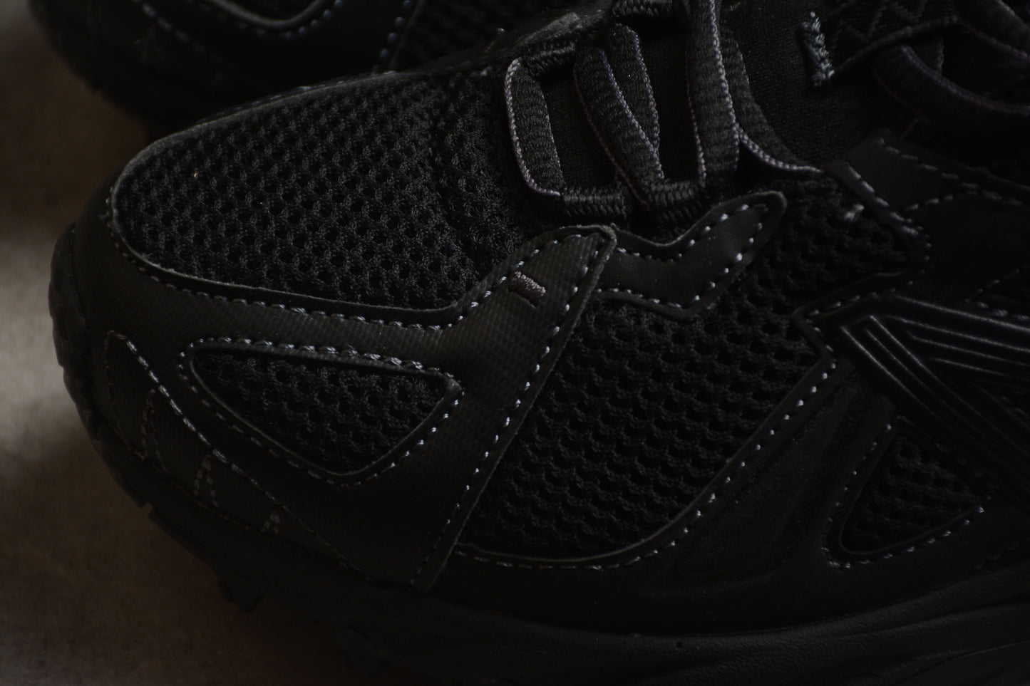 New Balance 610T