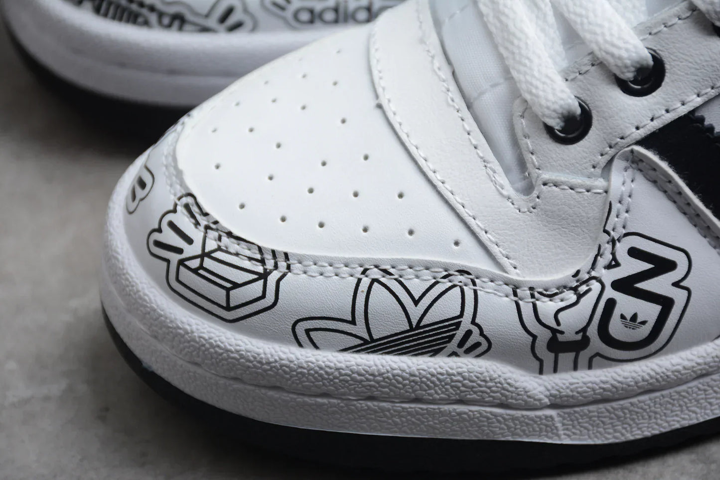 Adidas Forum