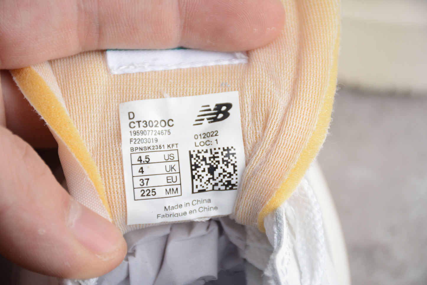 New Balance 302