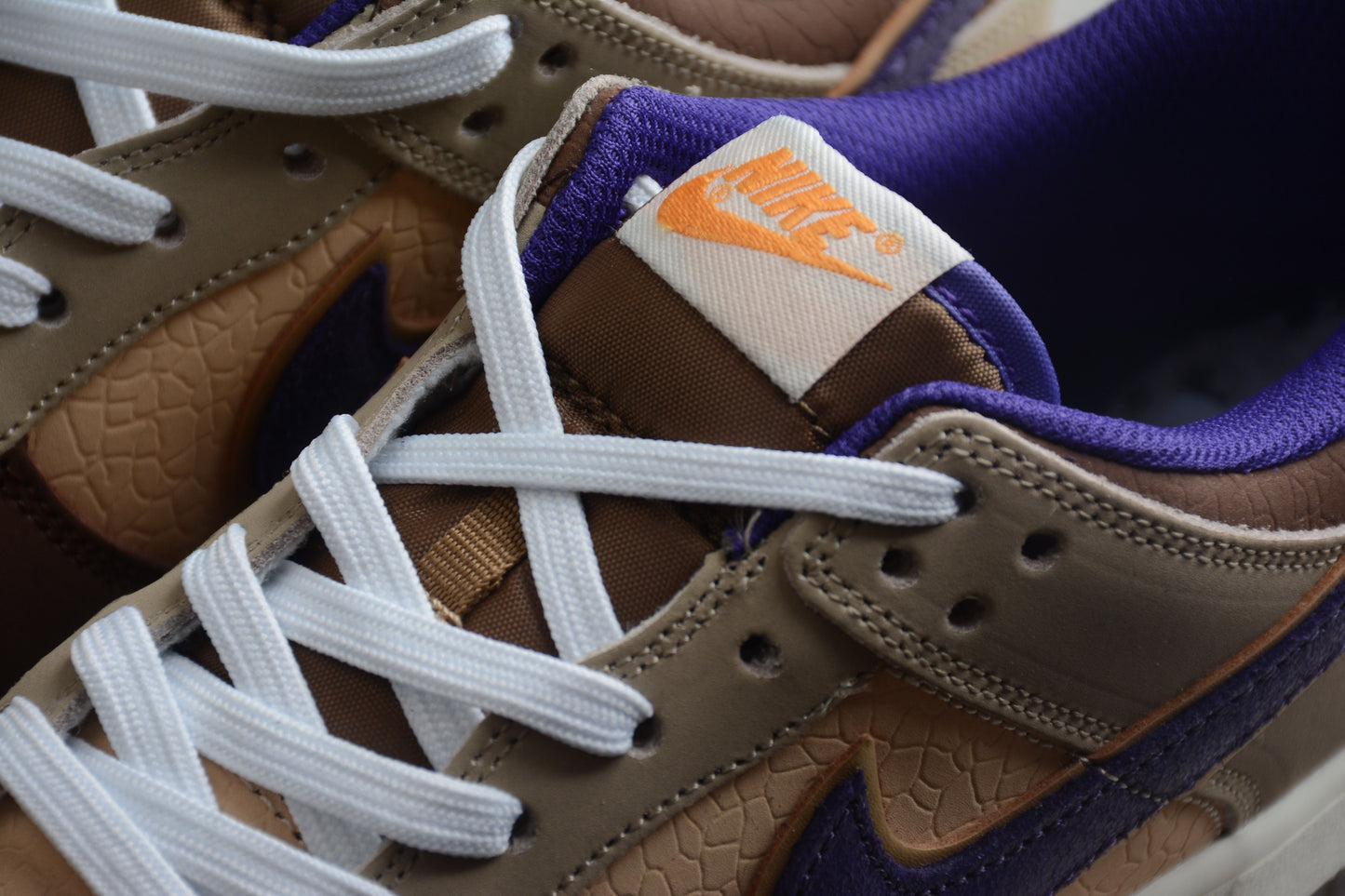 Nike Dunk Low  SB