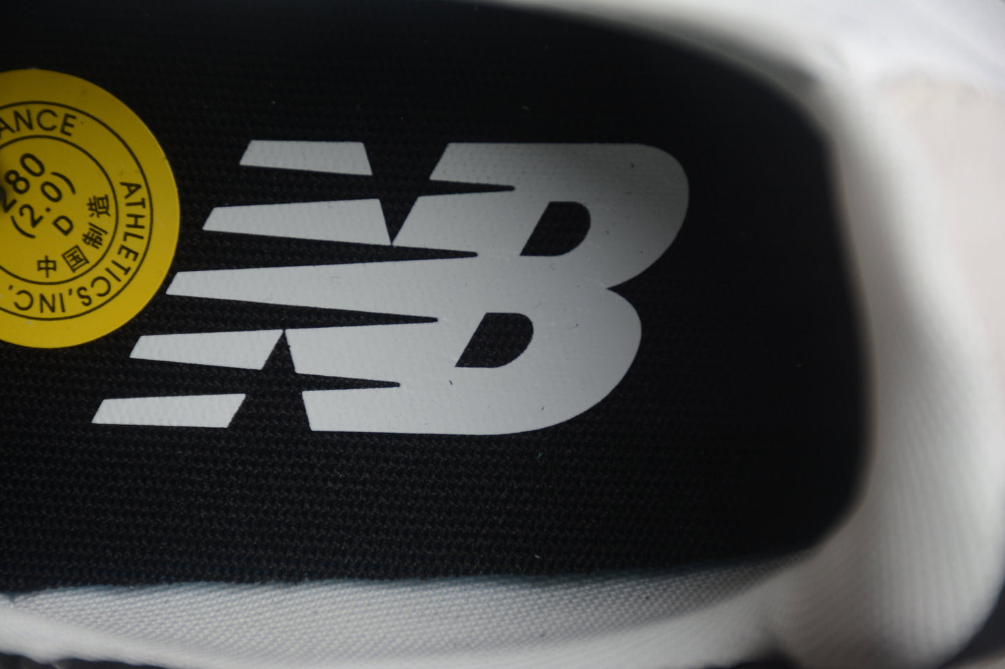 New Balance 327