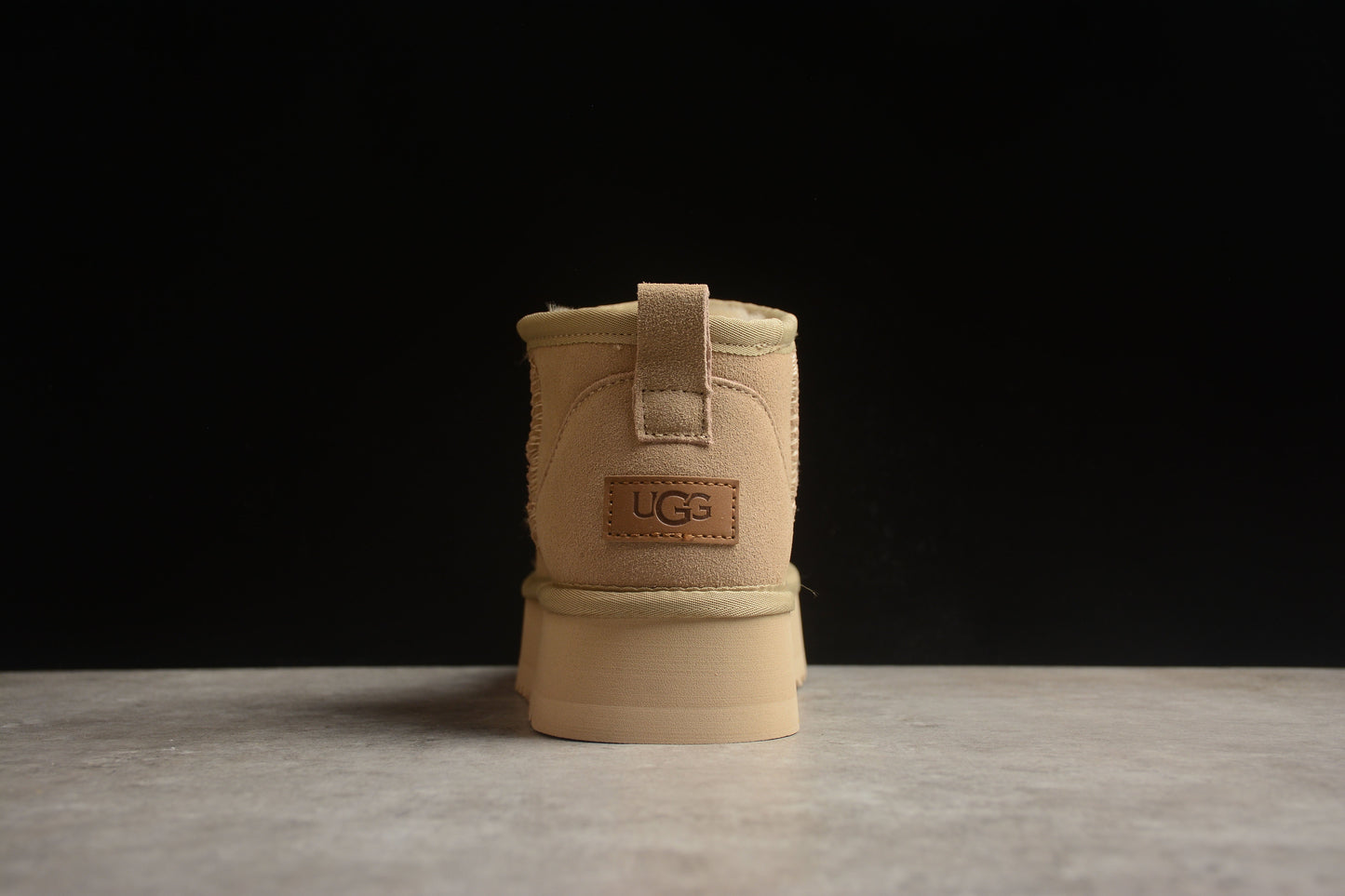UGG Ultra Mini Platform