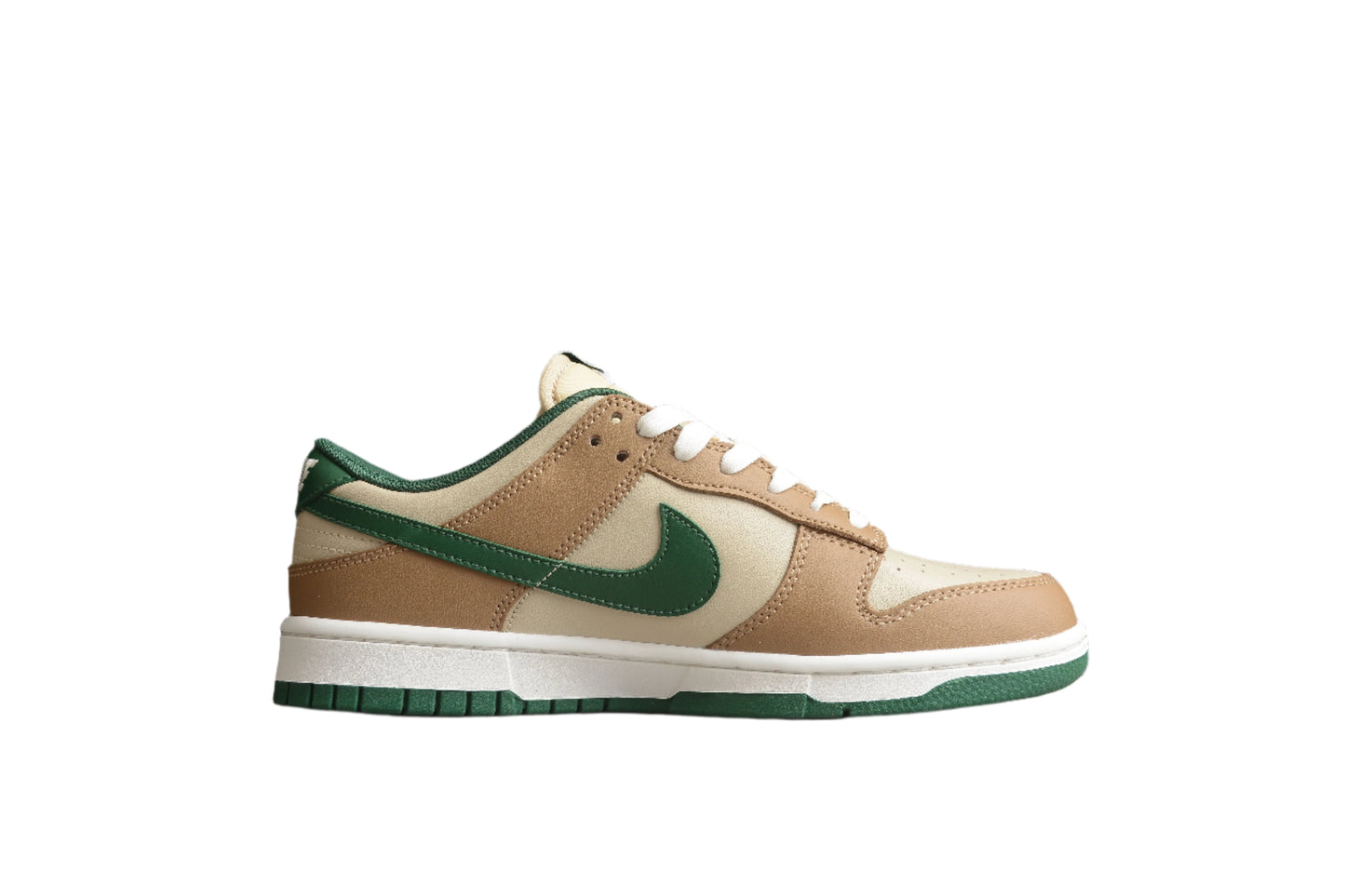 Nike Dunk Low  SB