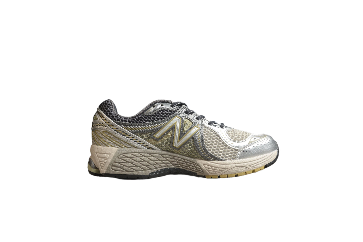 New Balance 860