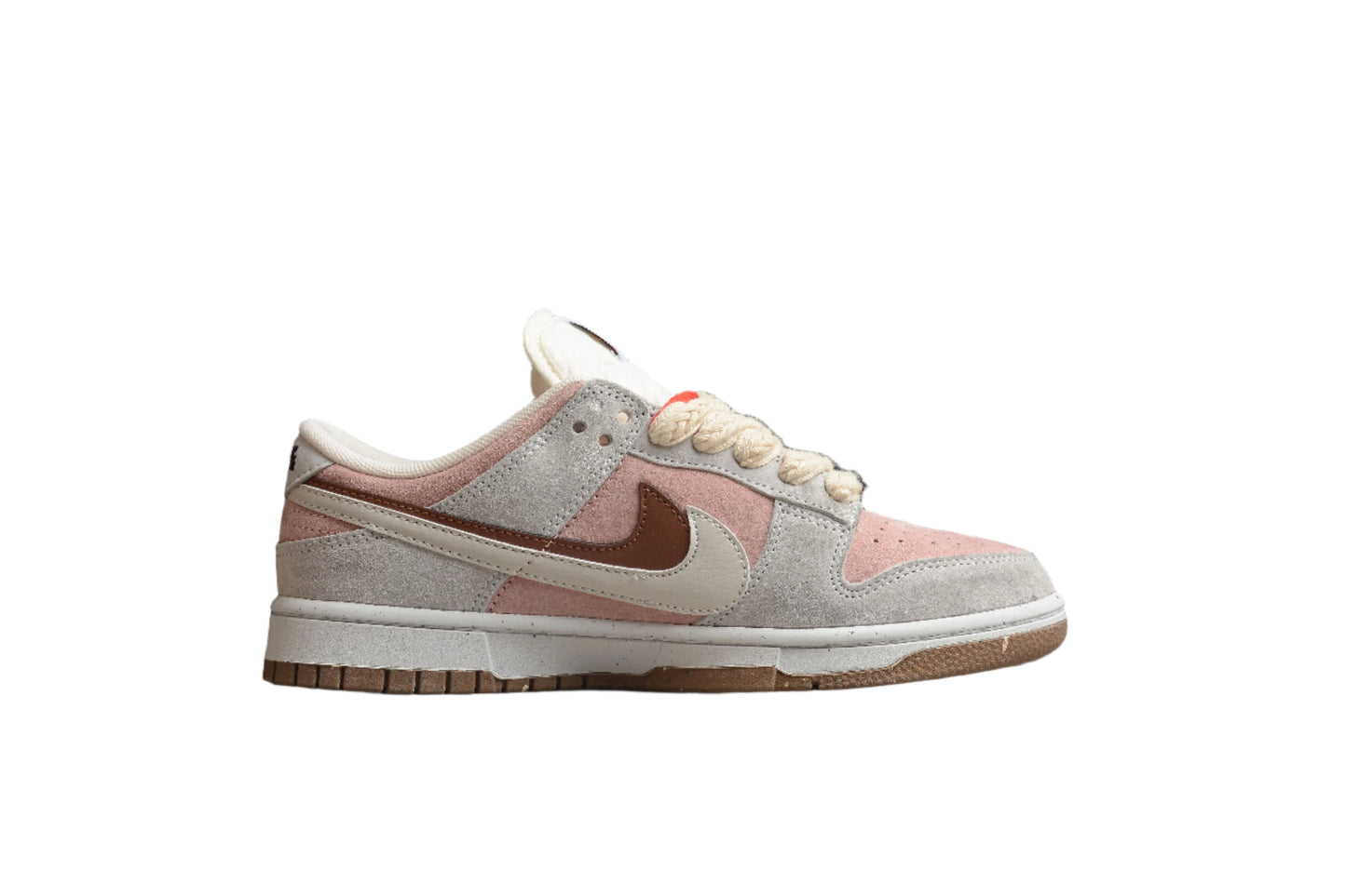 Nike Dunk Low SB