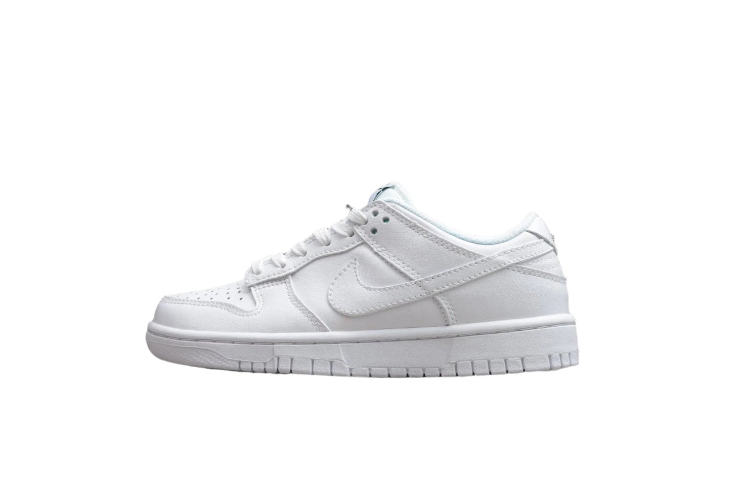 Nike Dunk Low  SB