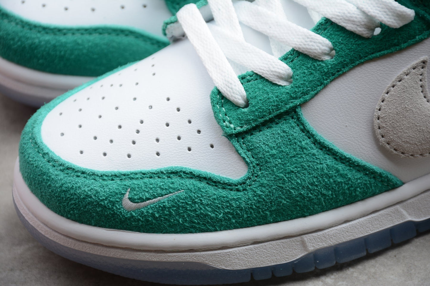 Nike Dunk Low SB