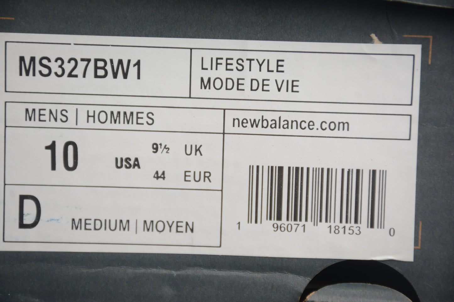New Balance 327