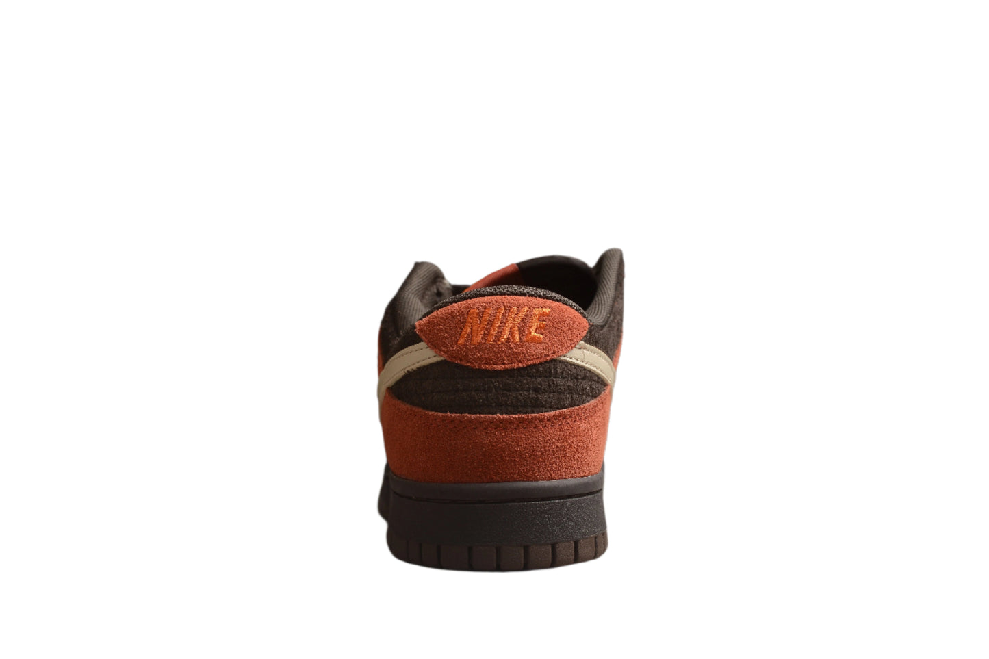 Nike Dunk Low  SB