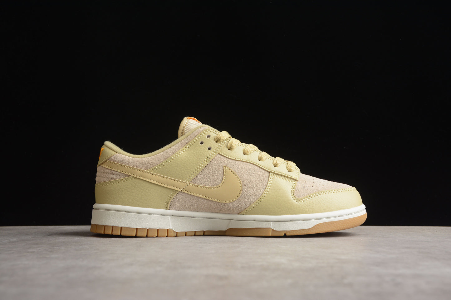 Nike Dunk Low SB