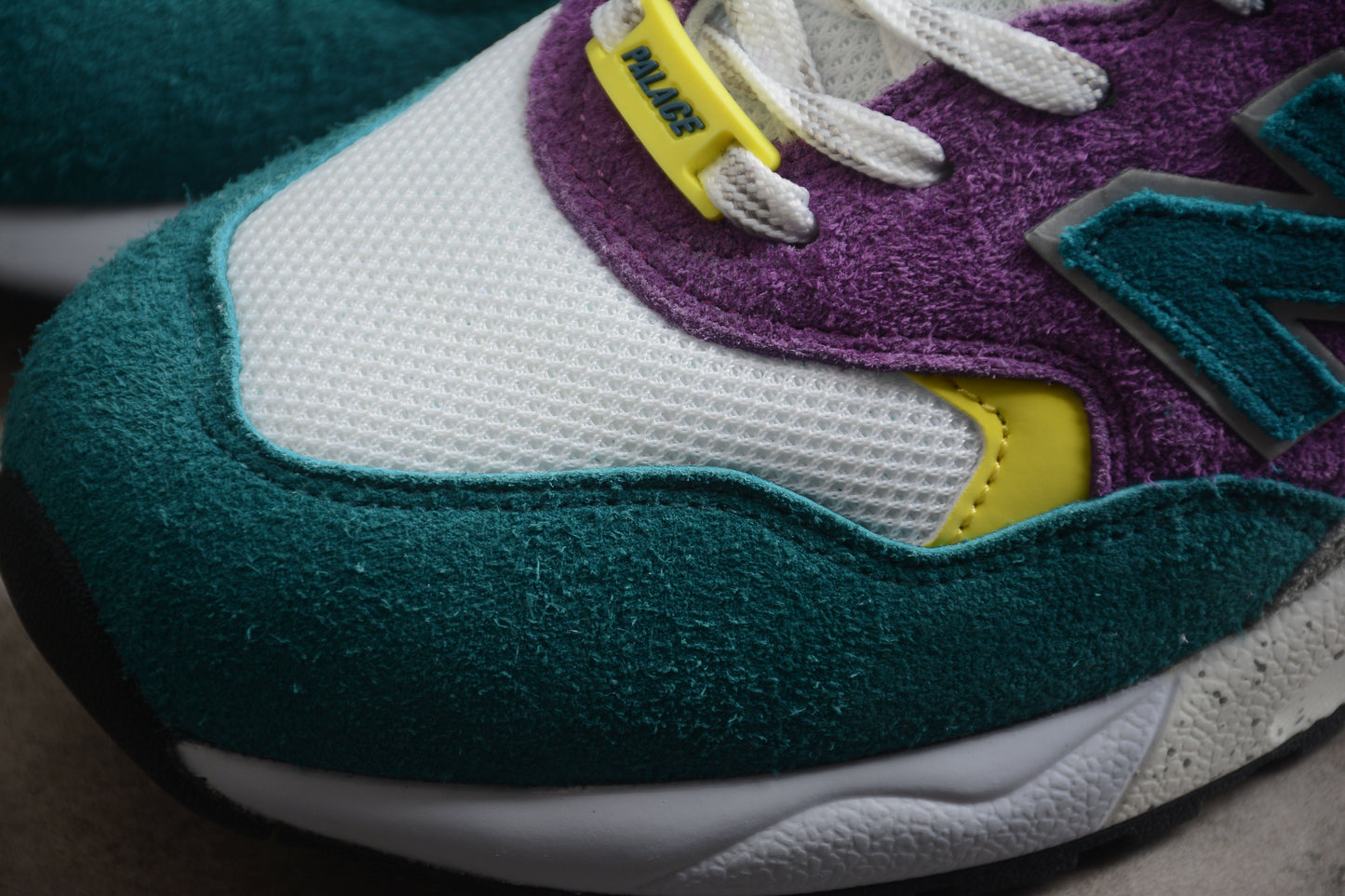 New Balance 580