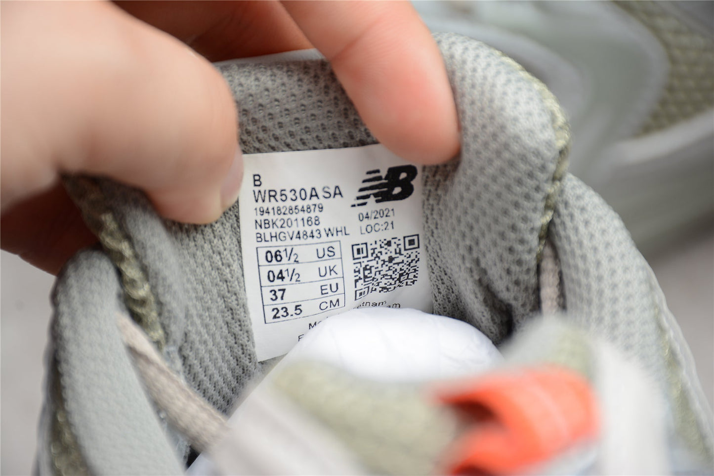 New Balance 530