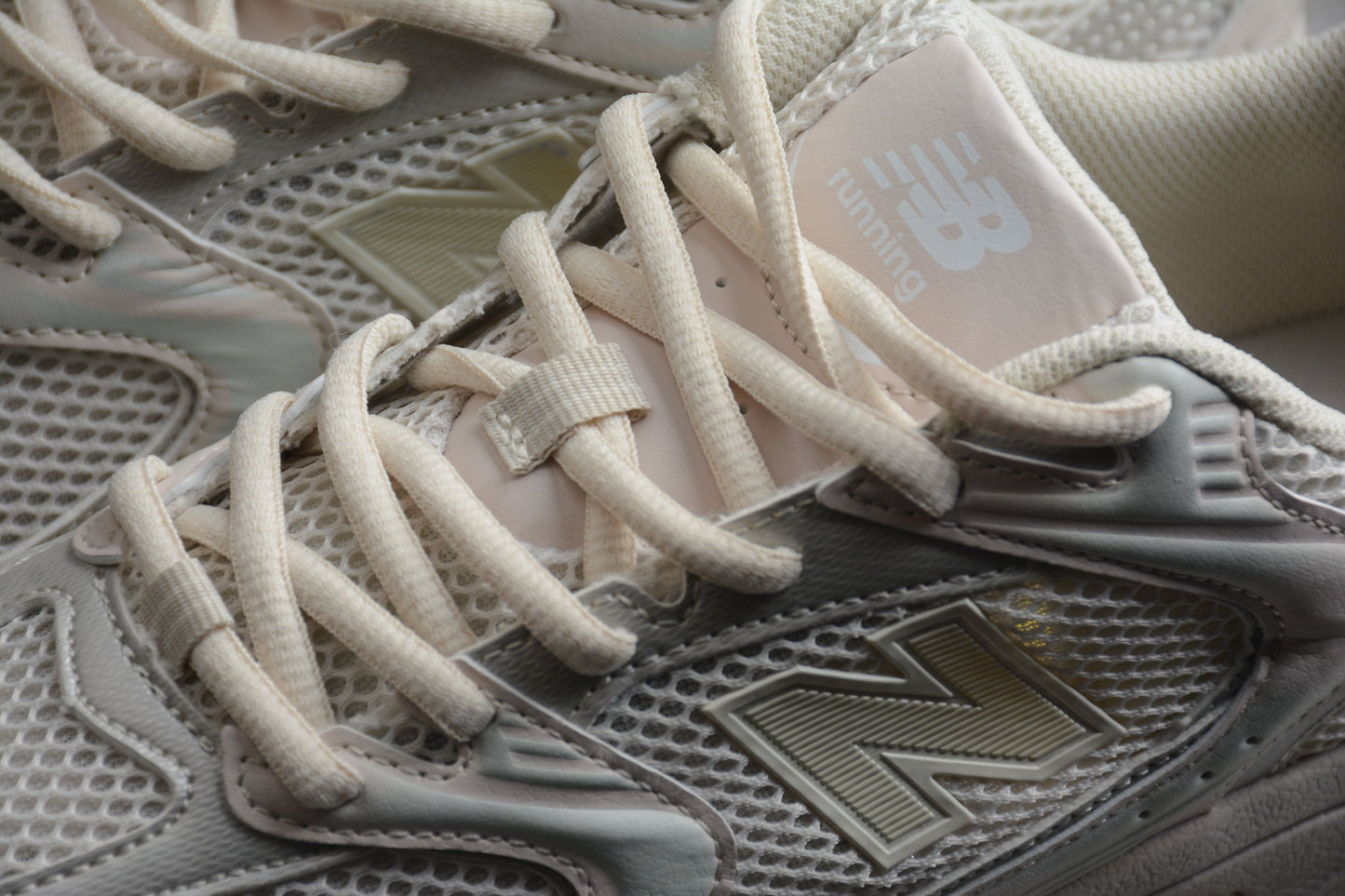 New Balance 530