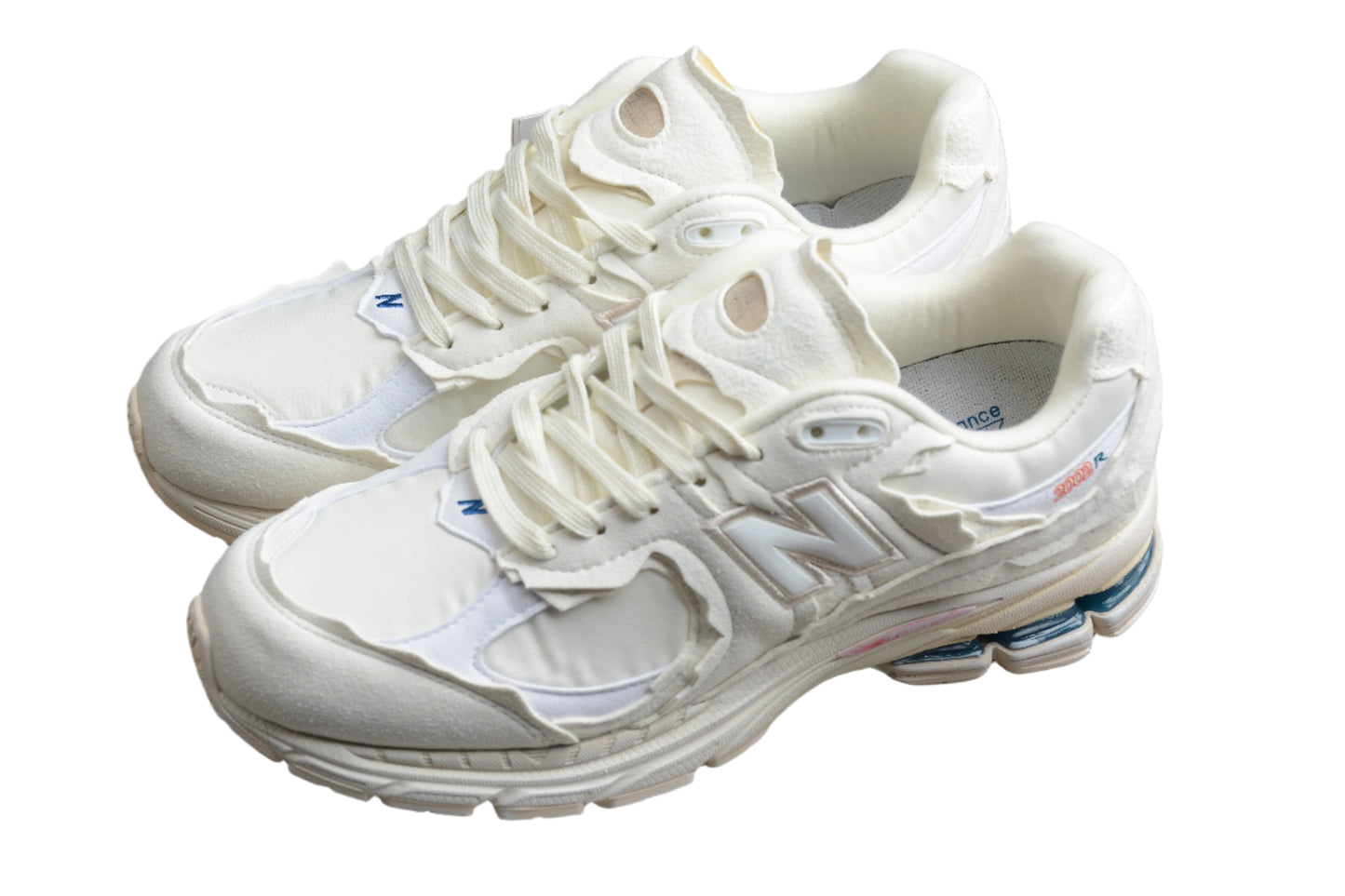 New Balance 2002R