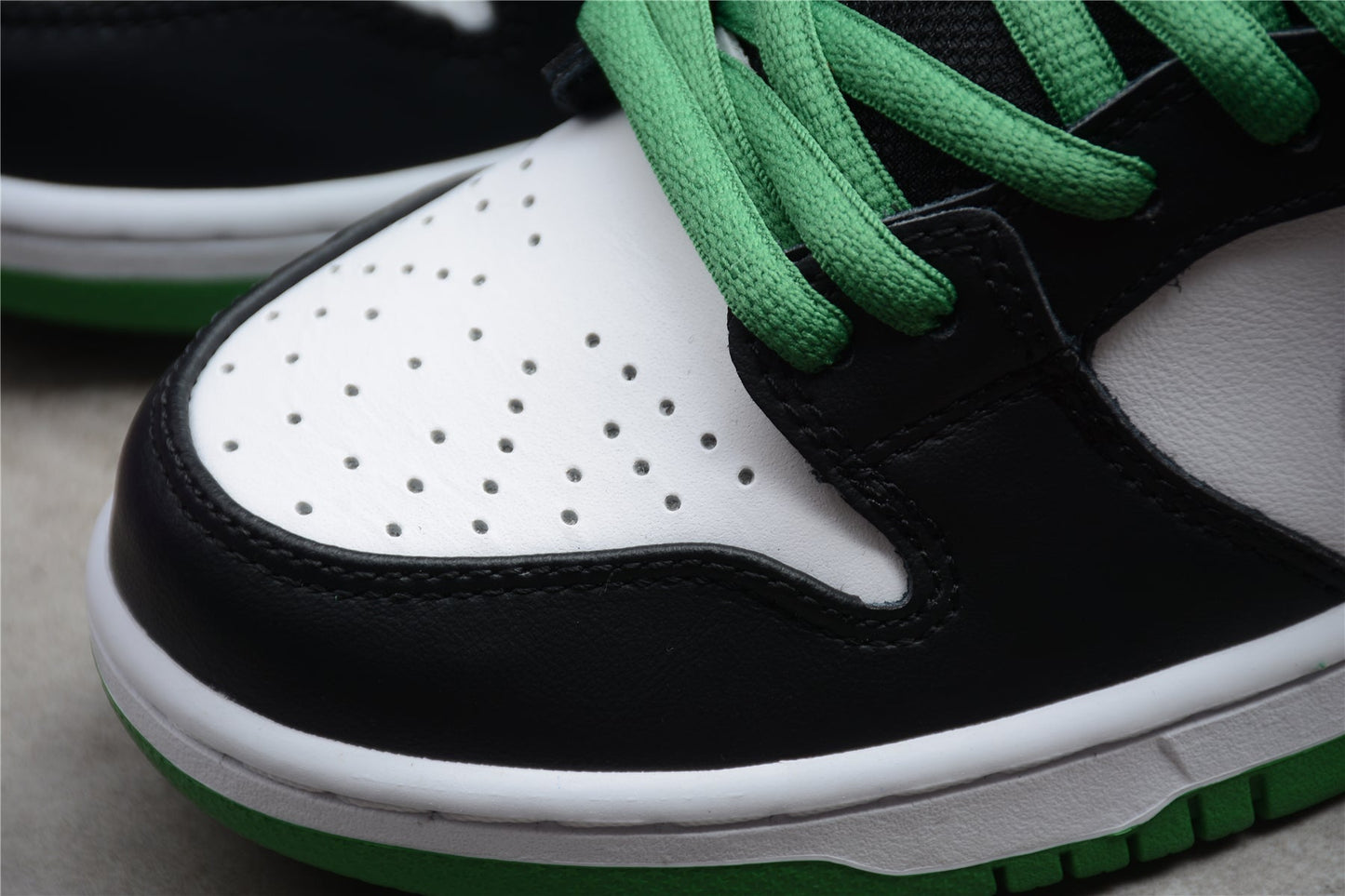 Nike Dunk Low SB