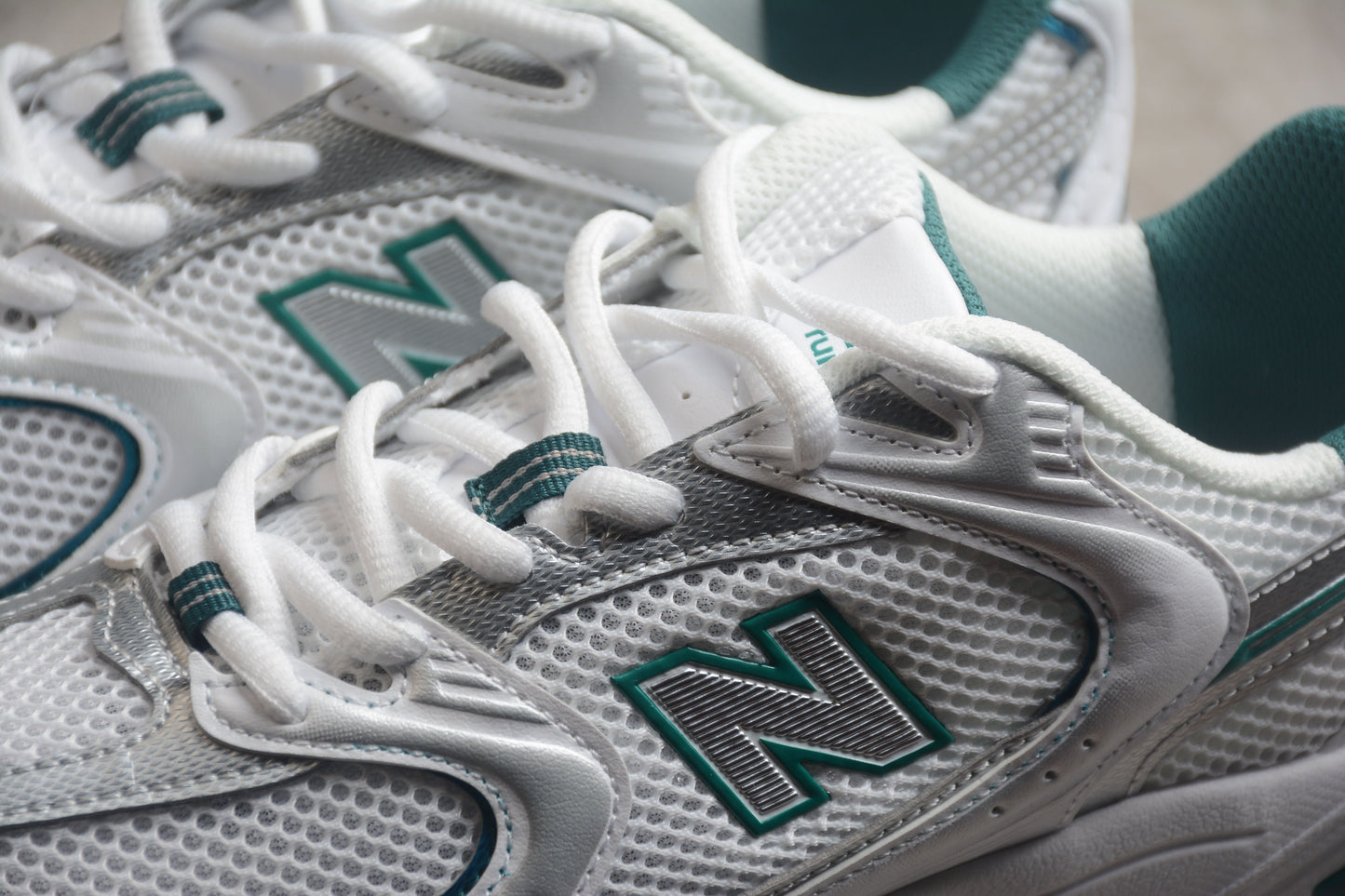 New Balance 530