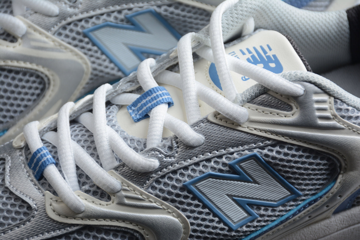 New Balance 530