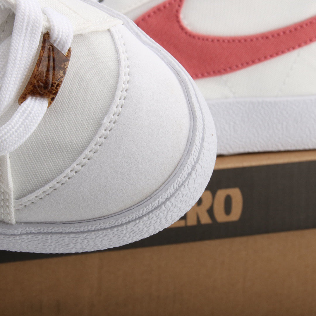 Nike Blazer Mid 77