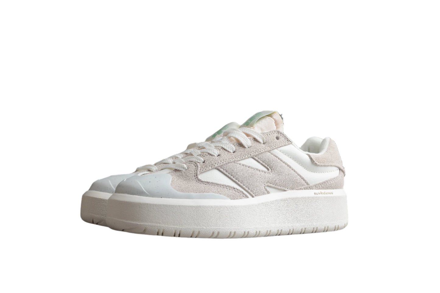 New Balance 302
