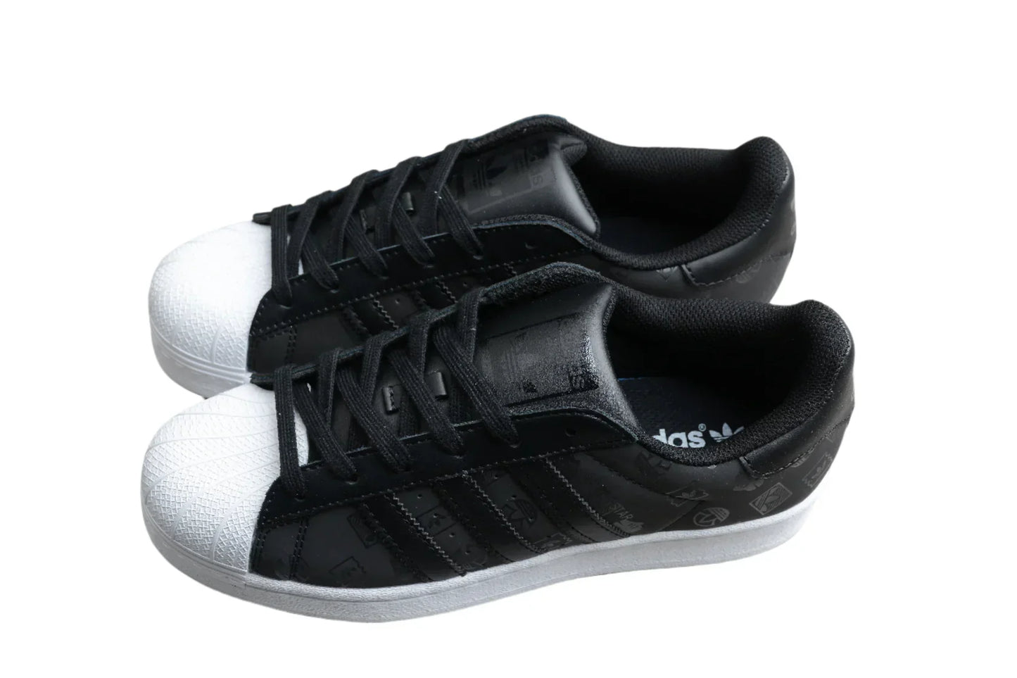 Adidas Superstar