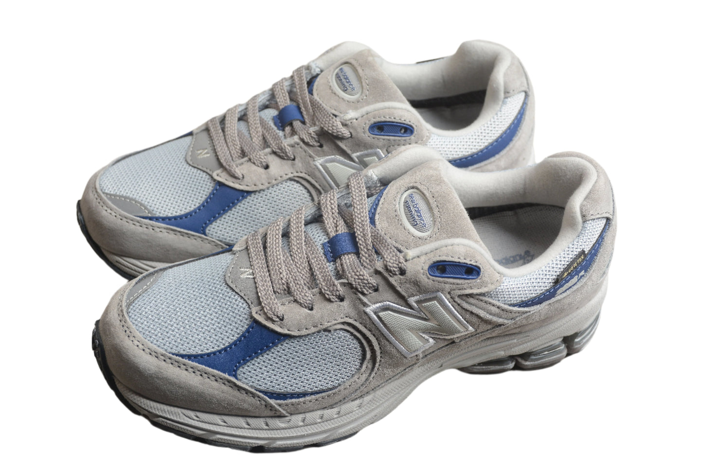 New Balance 2002R