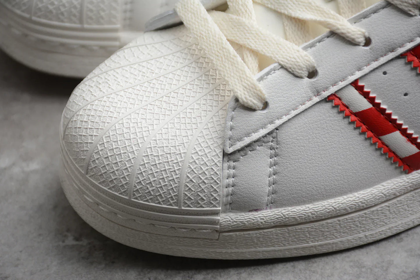 Adidas Superstar