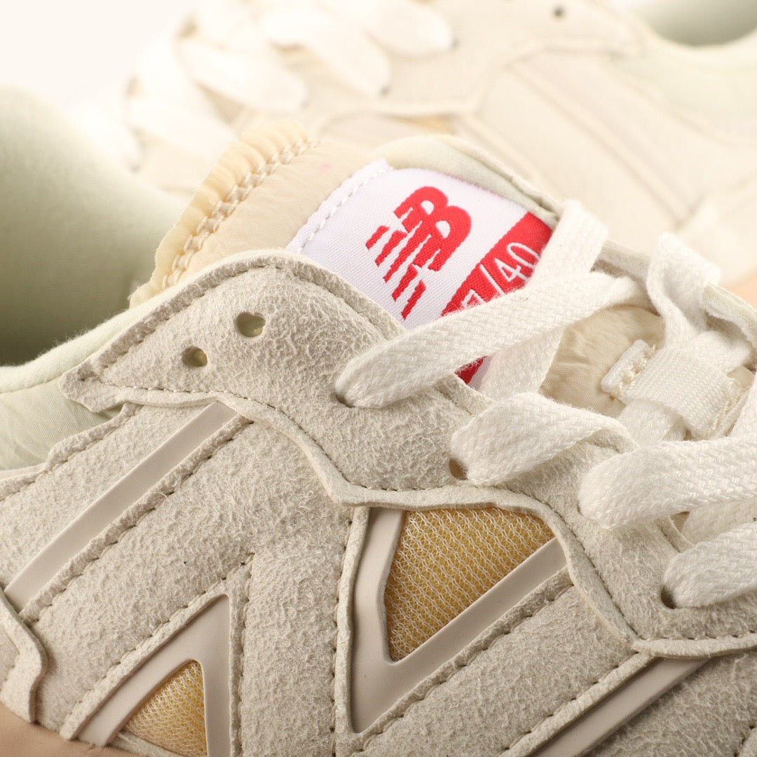 New Balance 5740