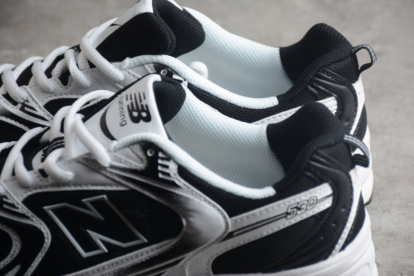New Balance 530